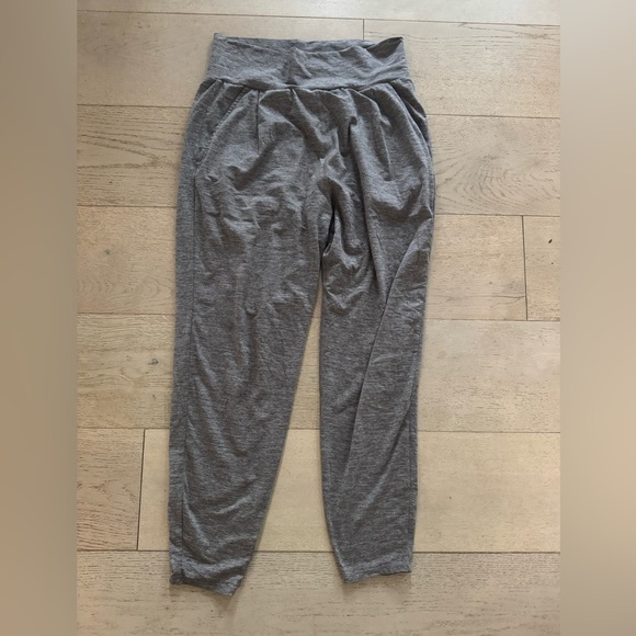 Vuori Lux Harem Pants joggers S - Picture 3 of 6